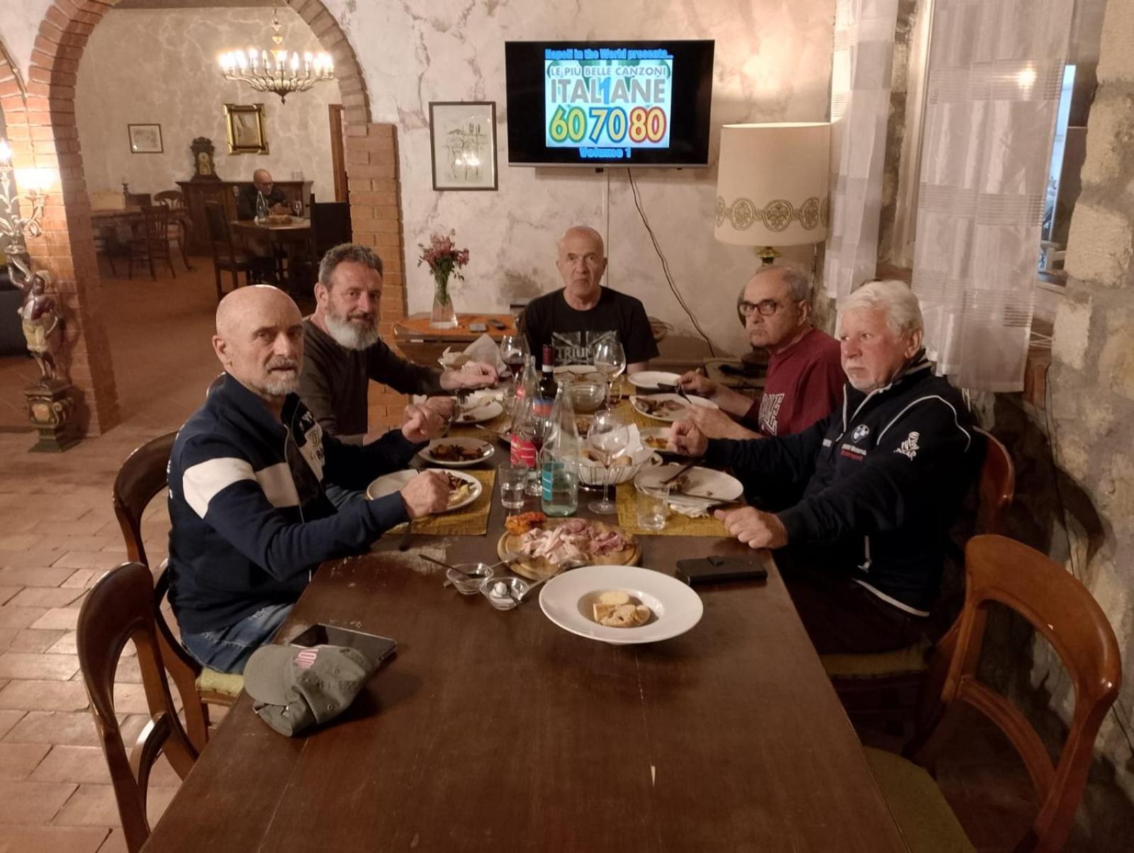 Yellowstone In Chianti Resort E Pool Σαν Τζιμινιάνο Εξωτερικό φωτογραφία